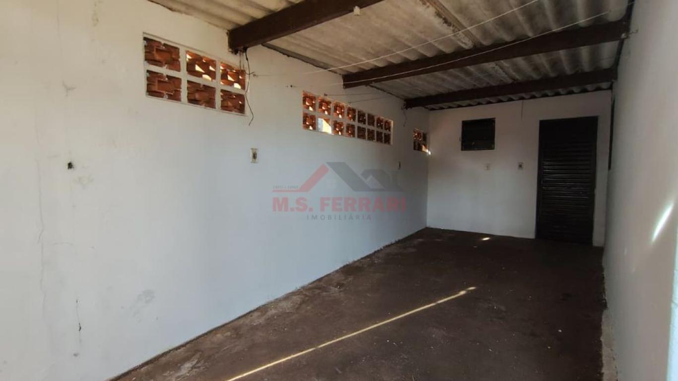 CASA NA Vila Brasileira em Assis