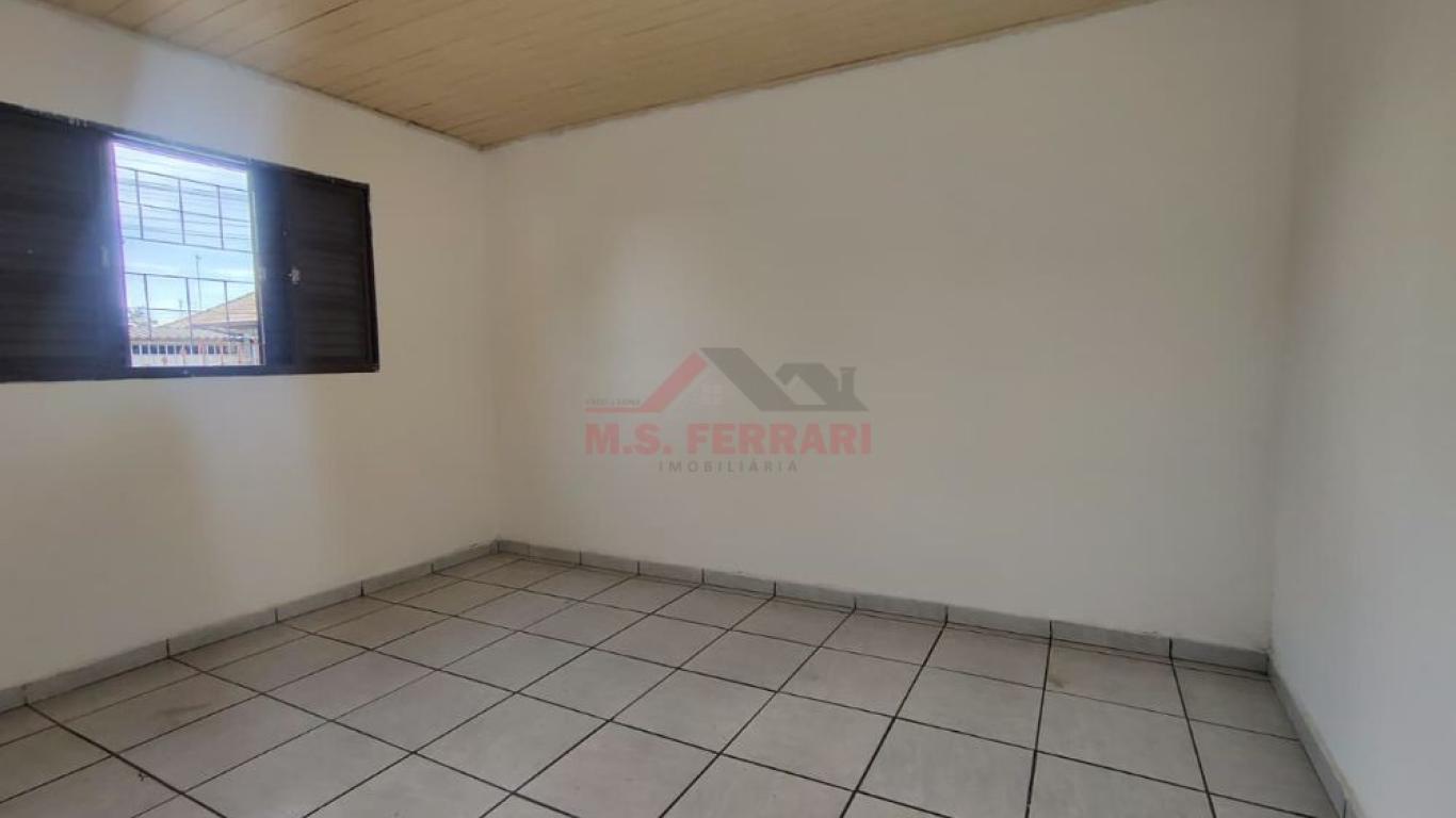 CASA NA Vila Brasileira em Assis