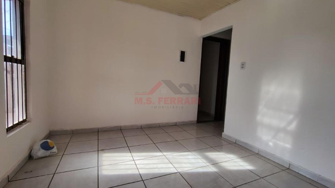 CASA NA Vila Brasileira em Assis