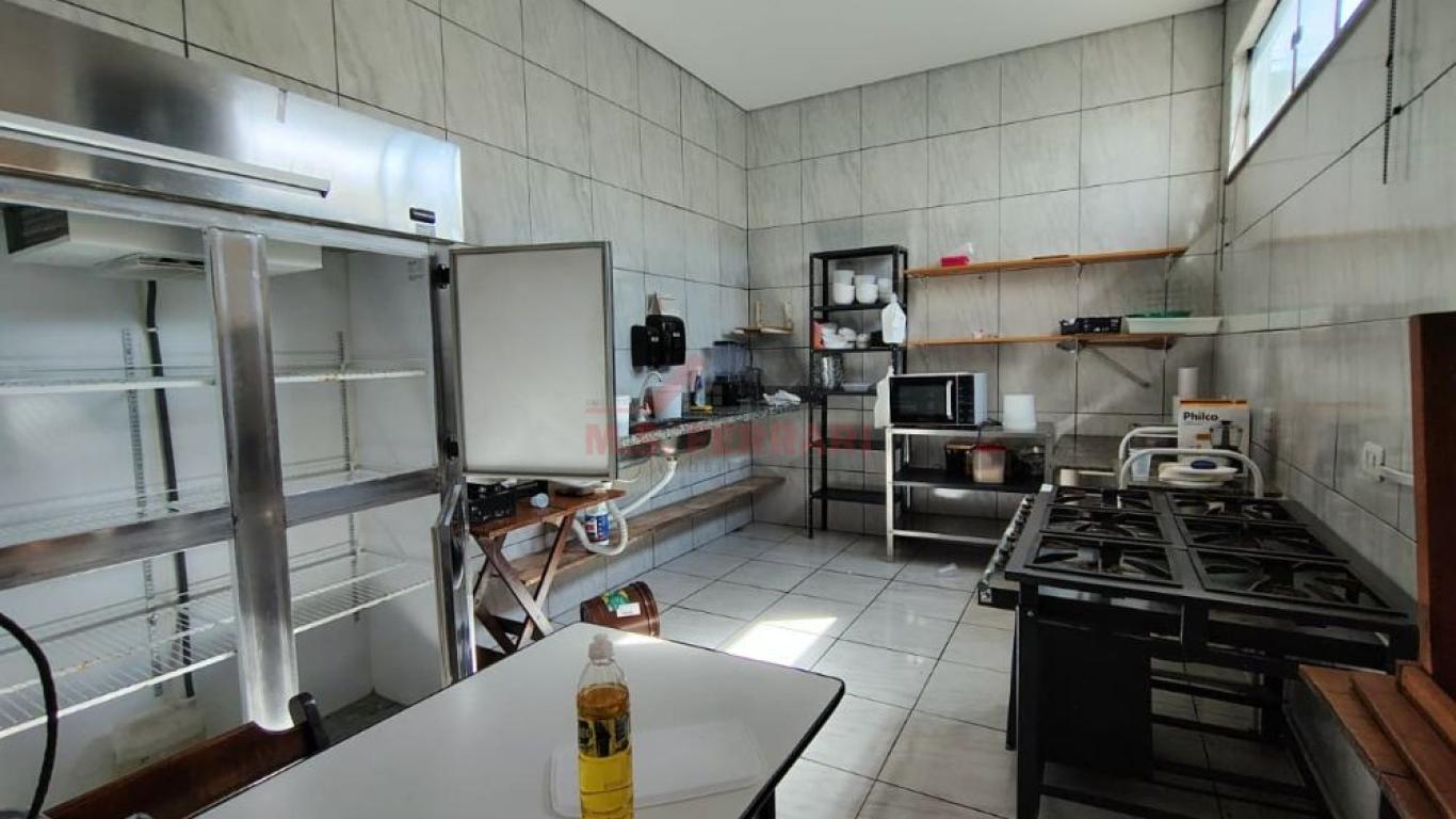 PONTO COMERCIAL NA Vila Santa Rita em Assis