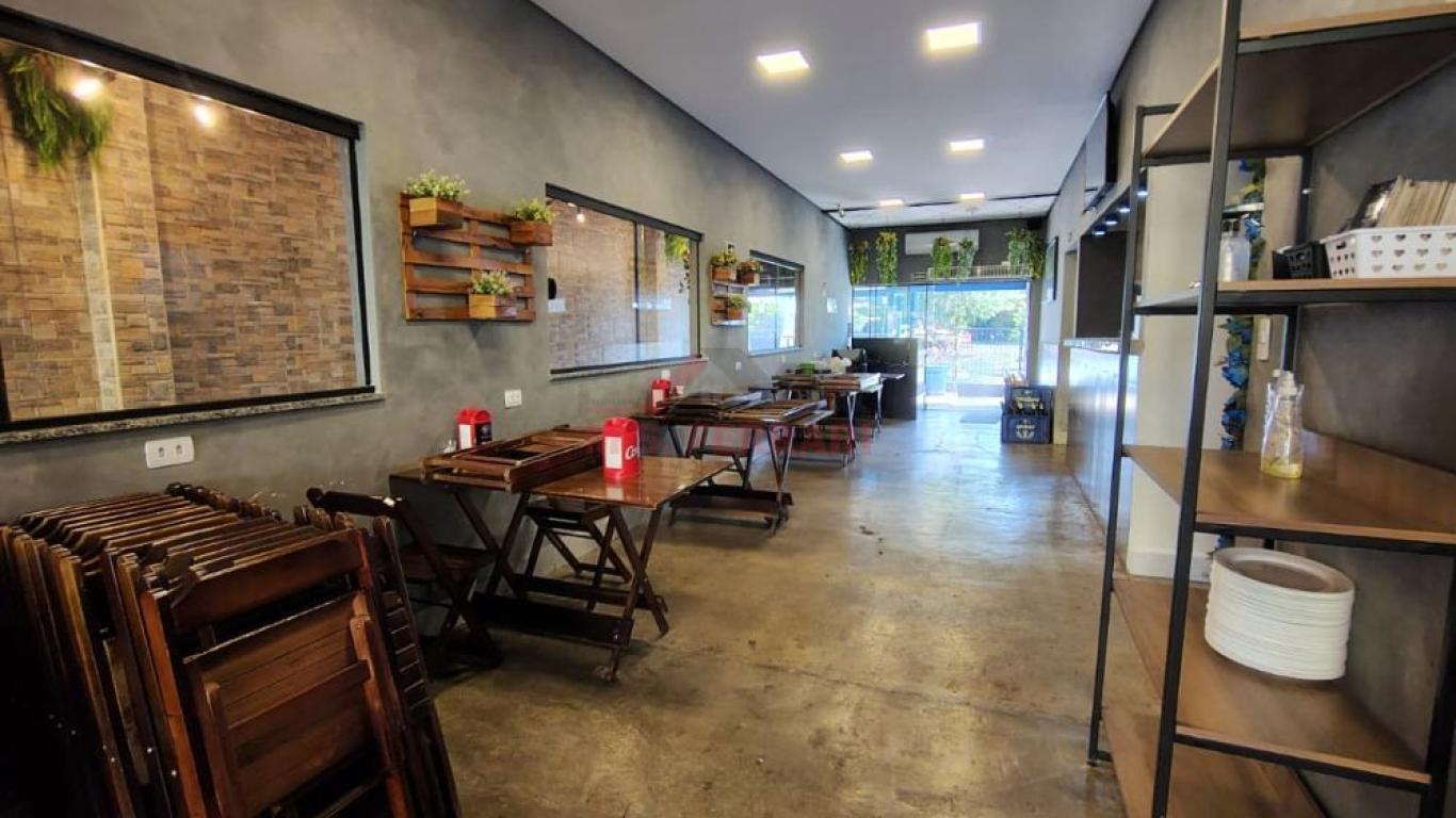 PONTO COMERCIAL NA Vila Santa Rita em Assis