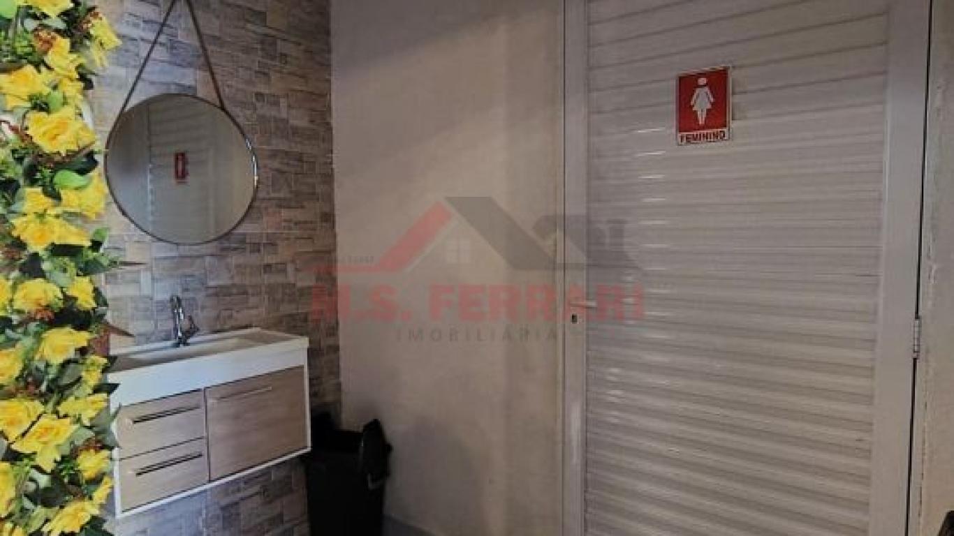 PONTO COMERCIAL NA Vila Santa Rita em Assis