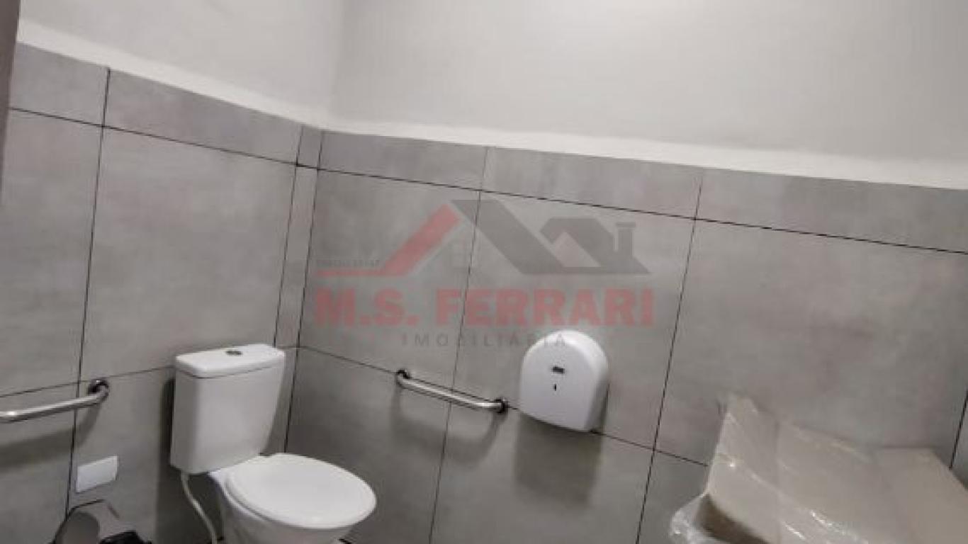 PONTO COMERCIAL NA Vila Santa Rita em Assis