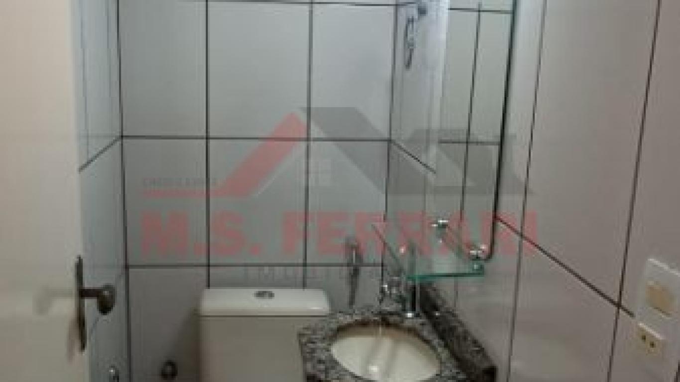 CASA NA Vila Tênis Clube em Assis