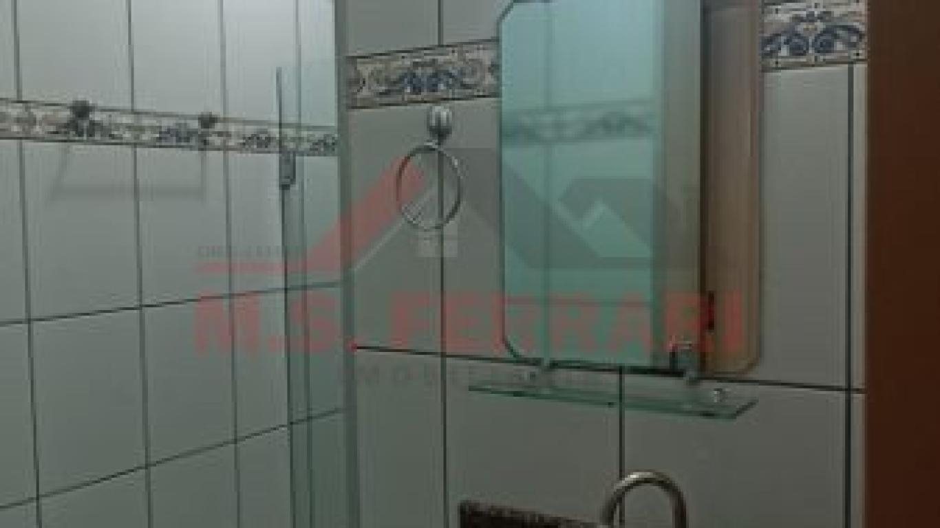 CASA NA Vila Tênis Clube em Assis