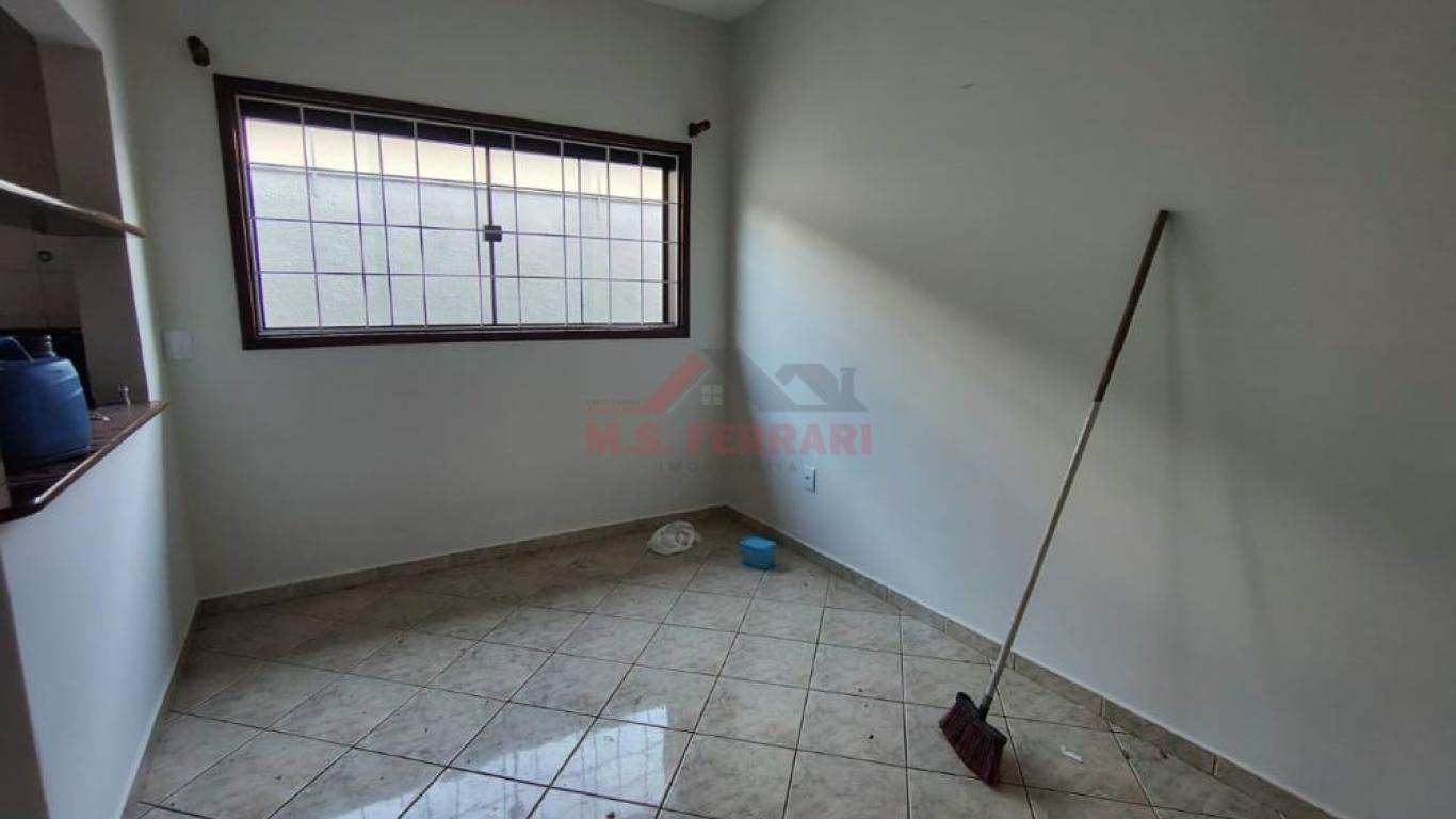 CASA NA Vila Clementina em Assis