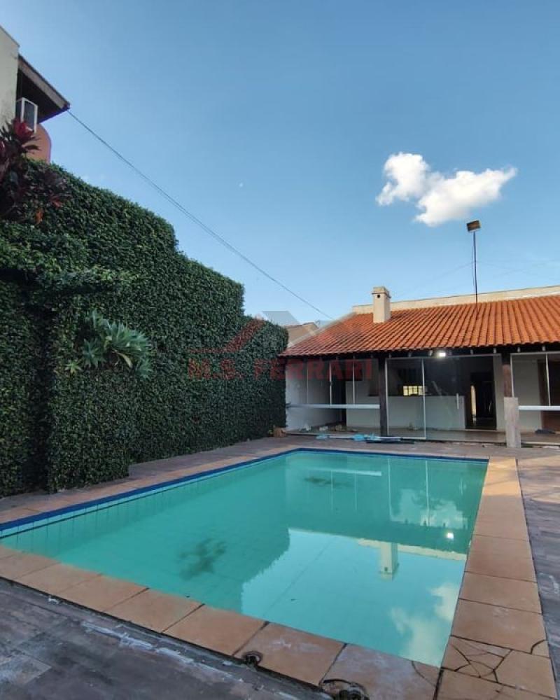 CASA NA Vila Clementina em Assis