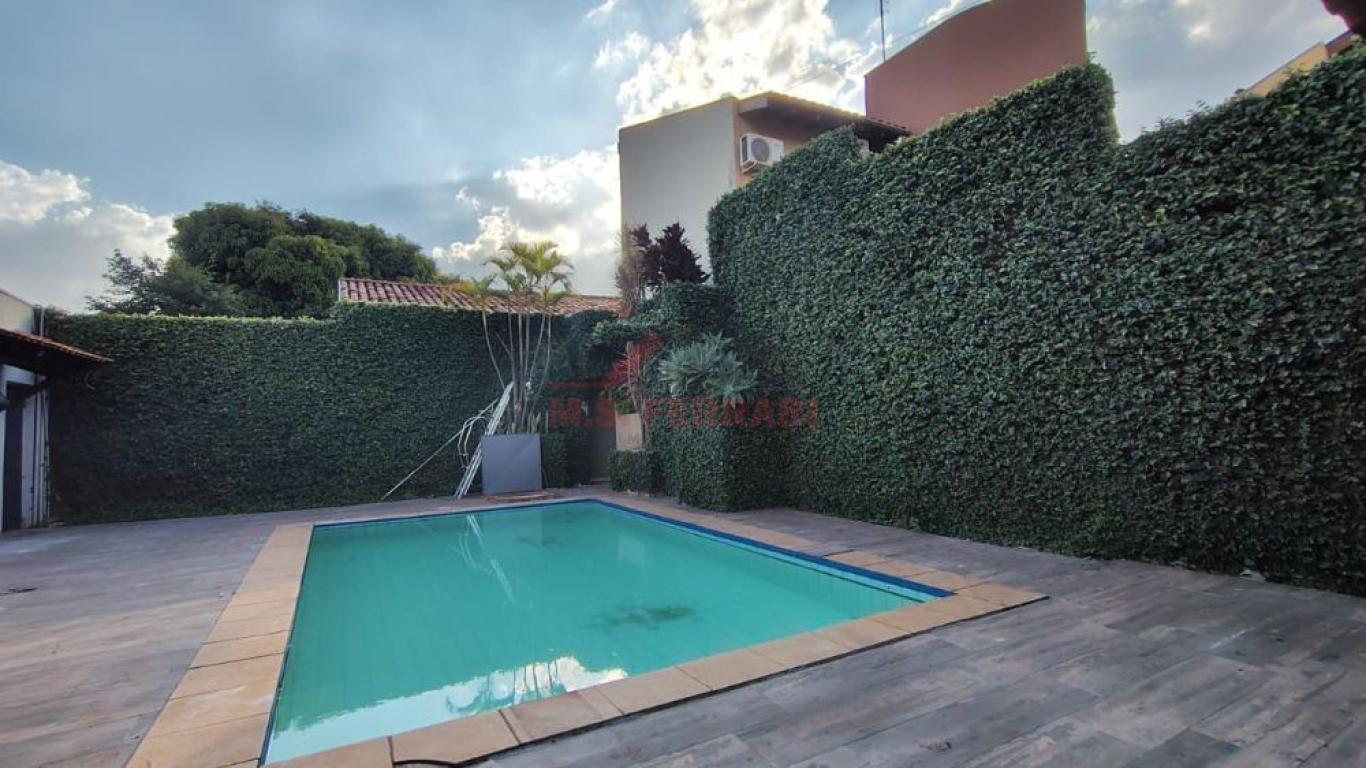 CASA NA Vila Clementina em Assis