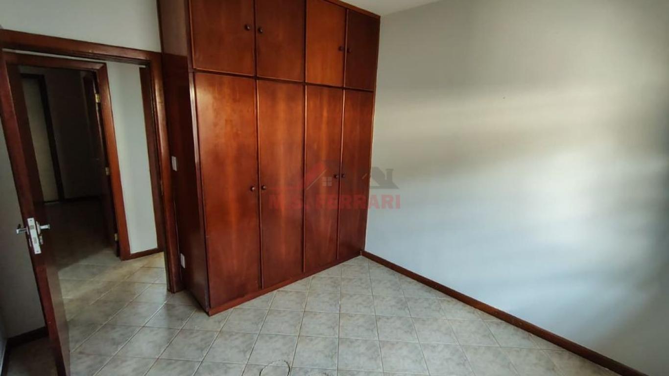 CASA NA Vila Clementina em Assis