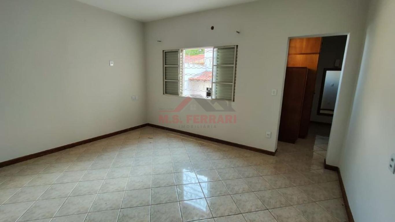 CASA NA Vila Clementina em Assis