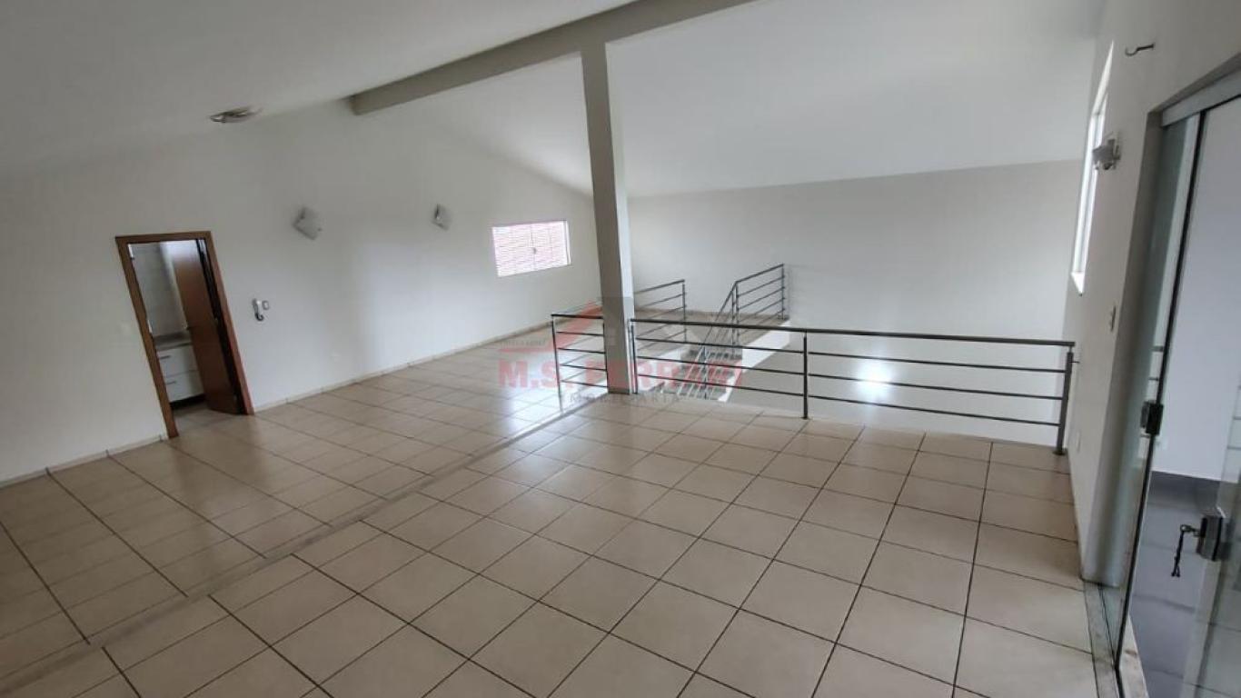 CASA NA Vila Ouro Verde em Assis