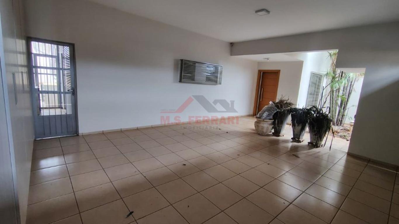 CASA NA Vila Ouro Verde em Assis