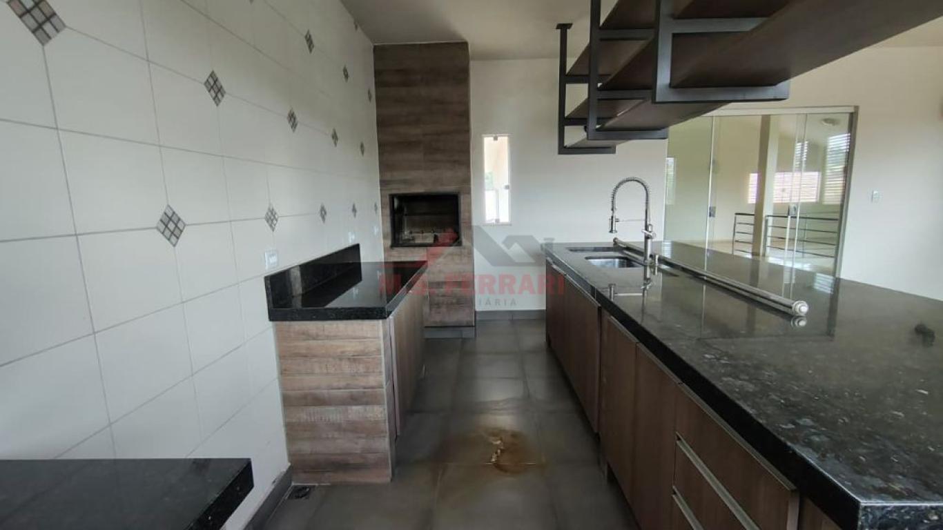 CASA NA Vila Ouro Verde em Assis