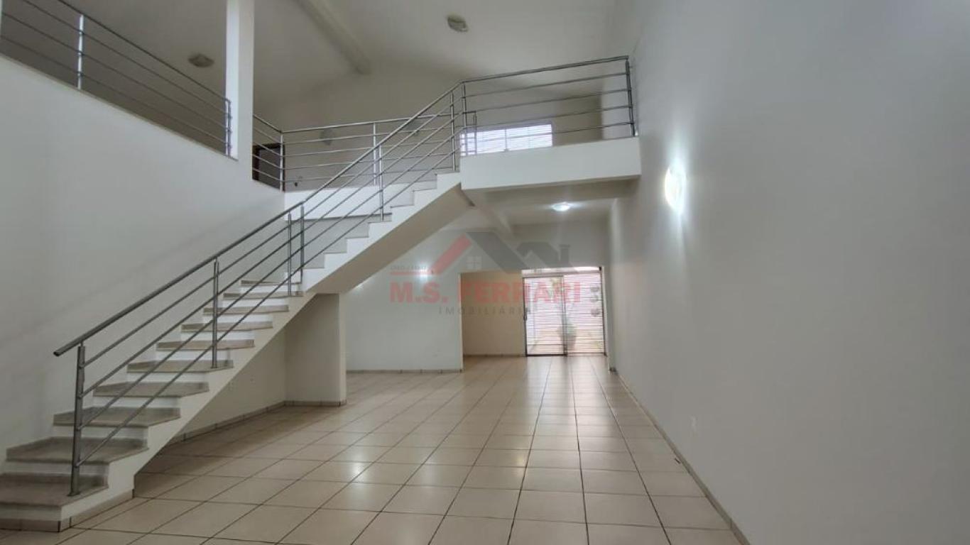 CASA NA Vila Ouro Verde em Assis