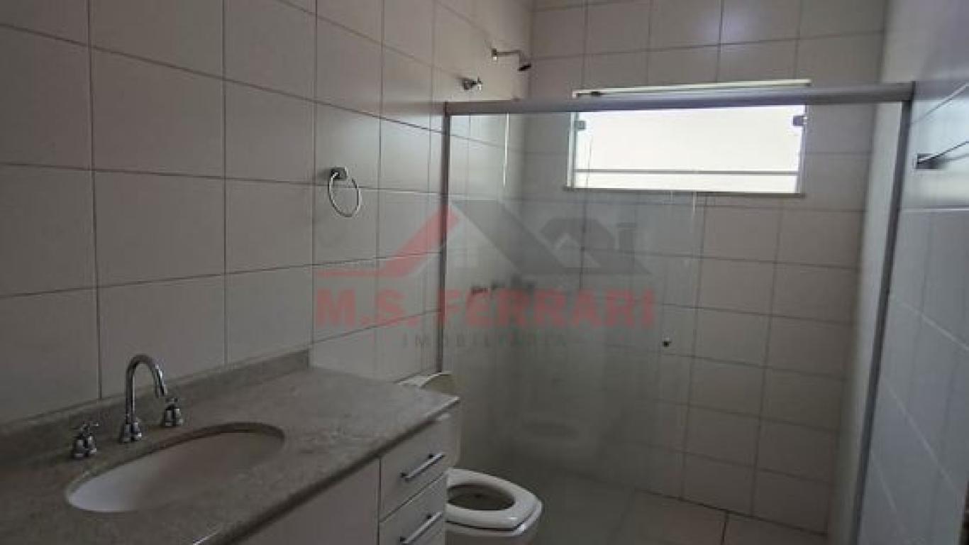 CASA NA Vila Ouro Verde em Assis