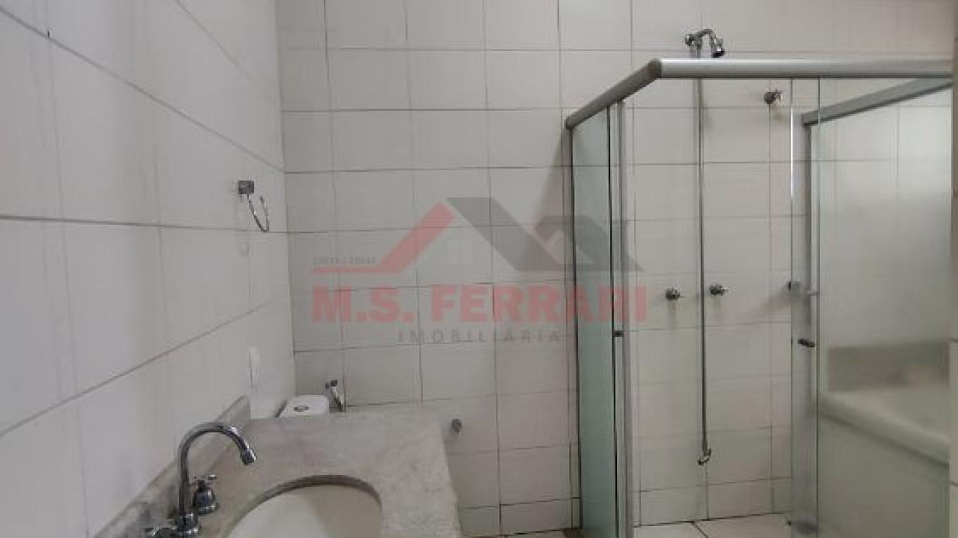 CASA NA Vila Ouro Verde em Assis