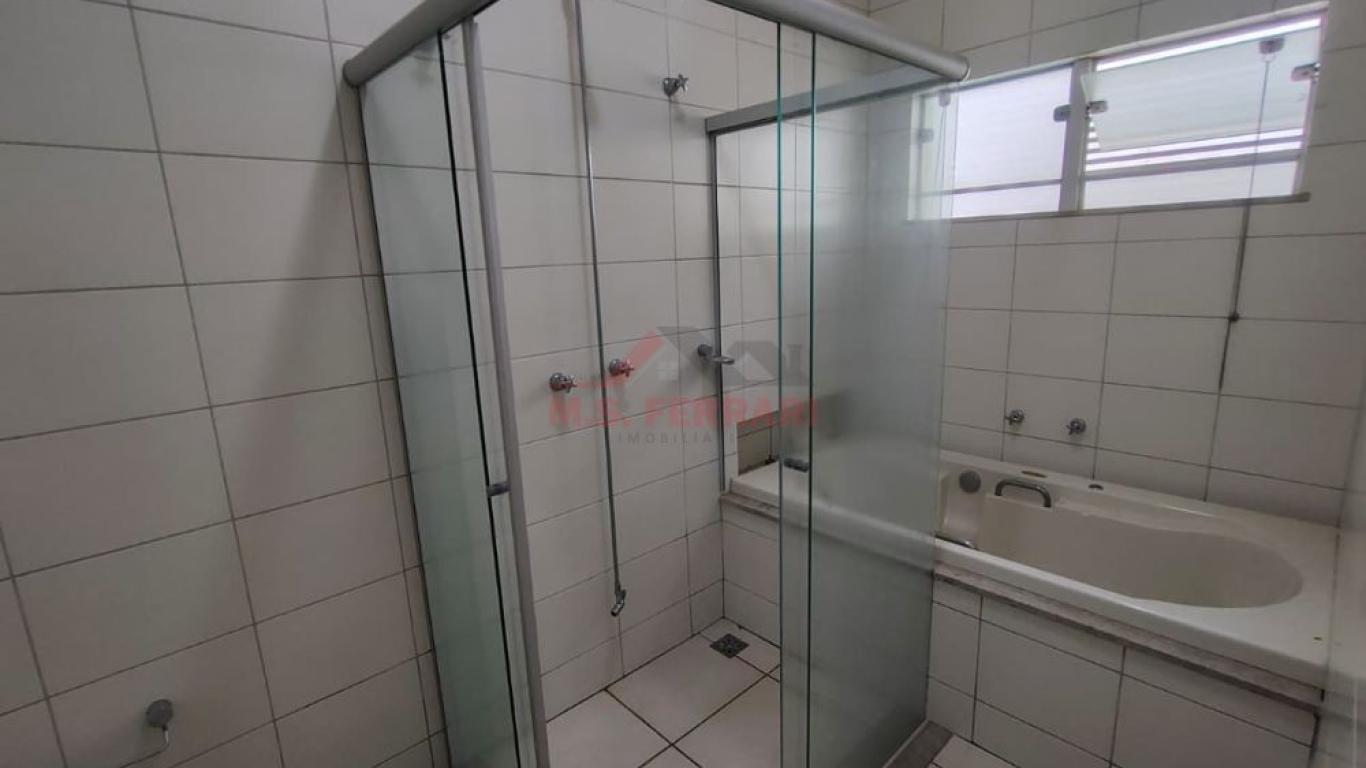 CASA NA Vila Ouro Verde em Assis