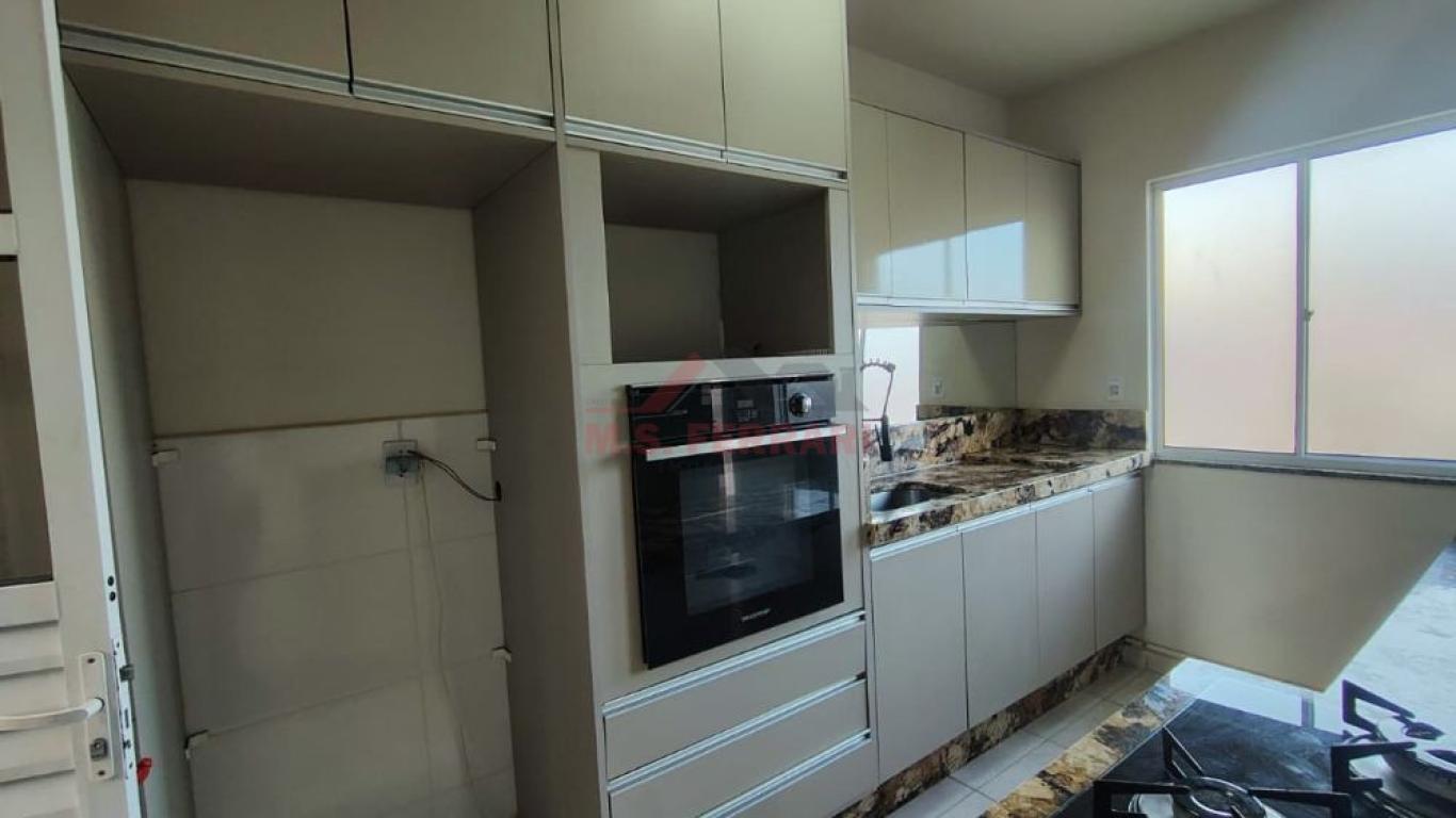 CASA NA Vila Independência em Assis