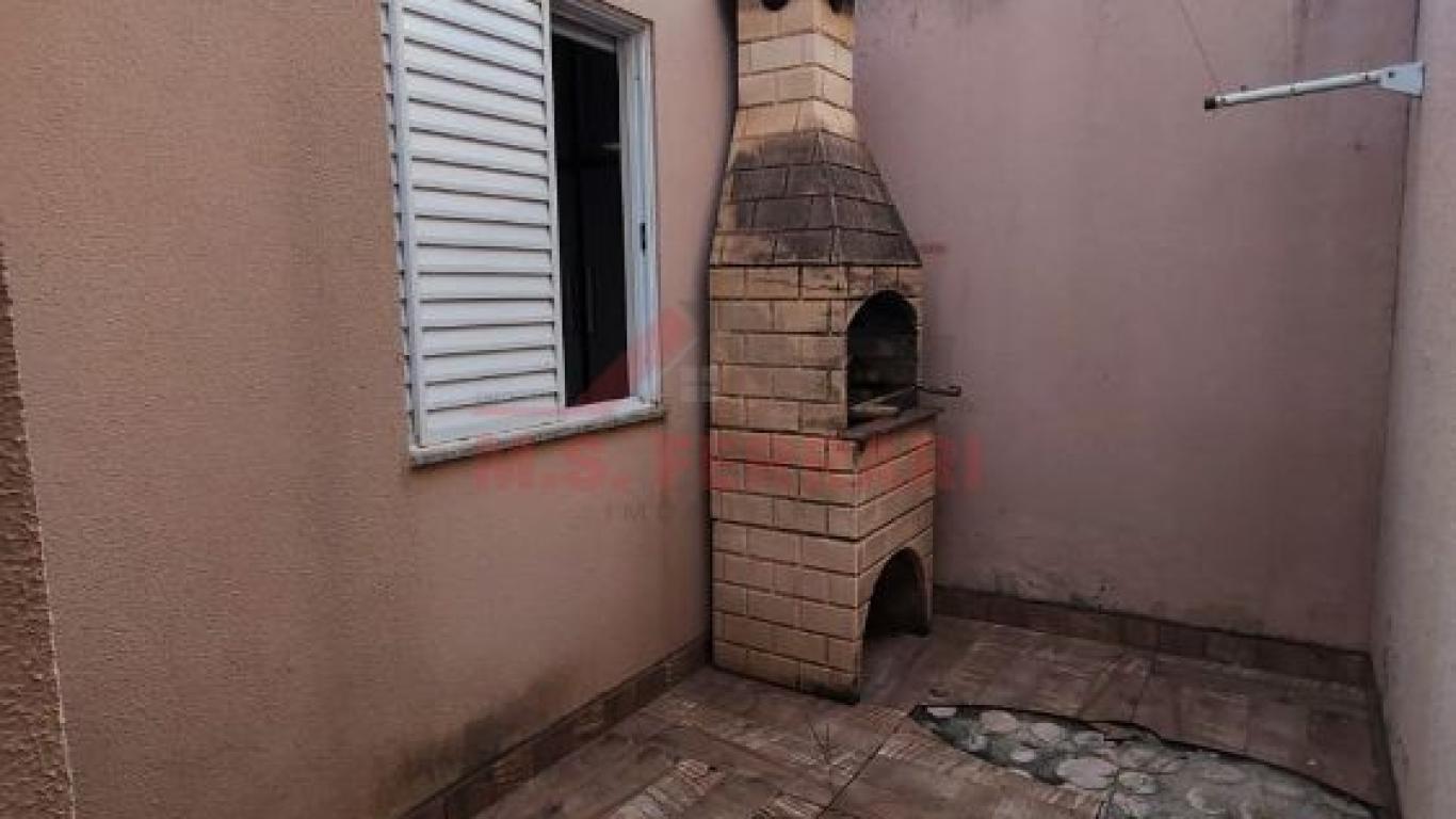 CASA NA Vila Independência em Assis