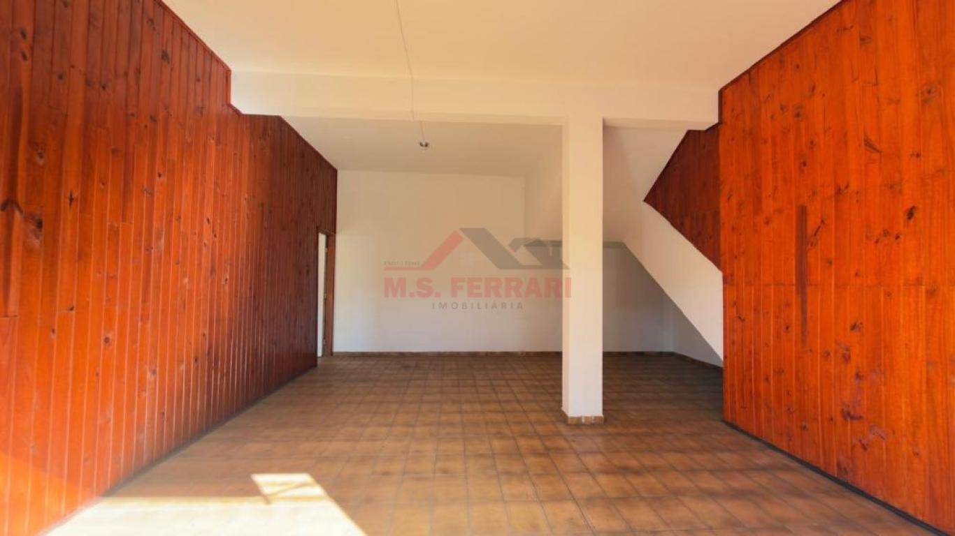 PONTO COMERCIAL NA Vila Santa Rita em Assis
