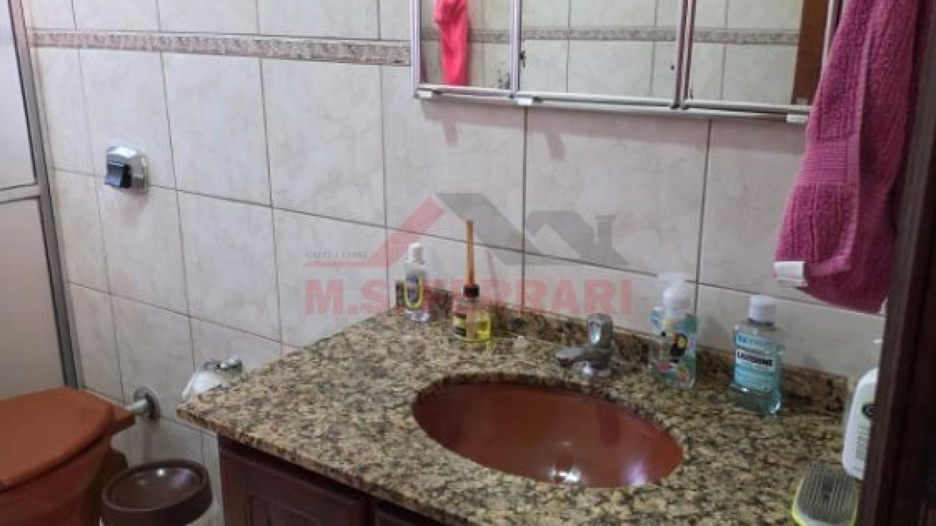 CASA NA Vila Ribeiro em Assis