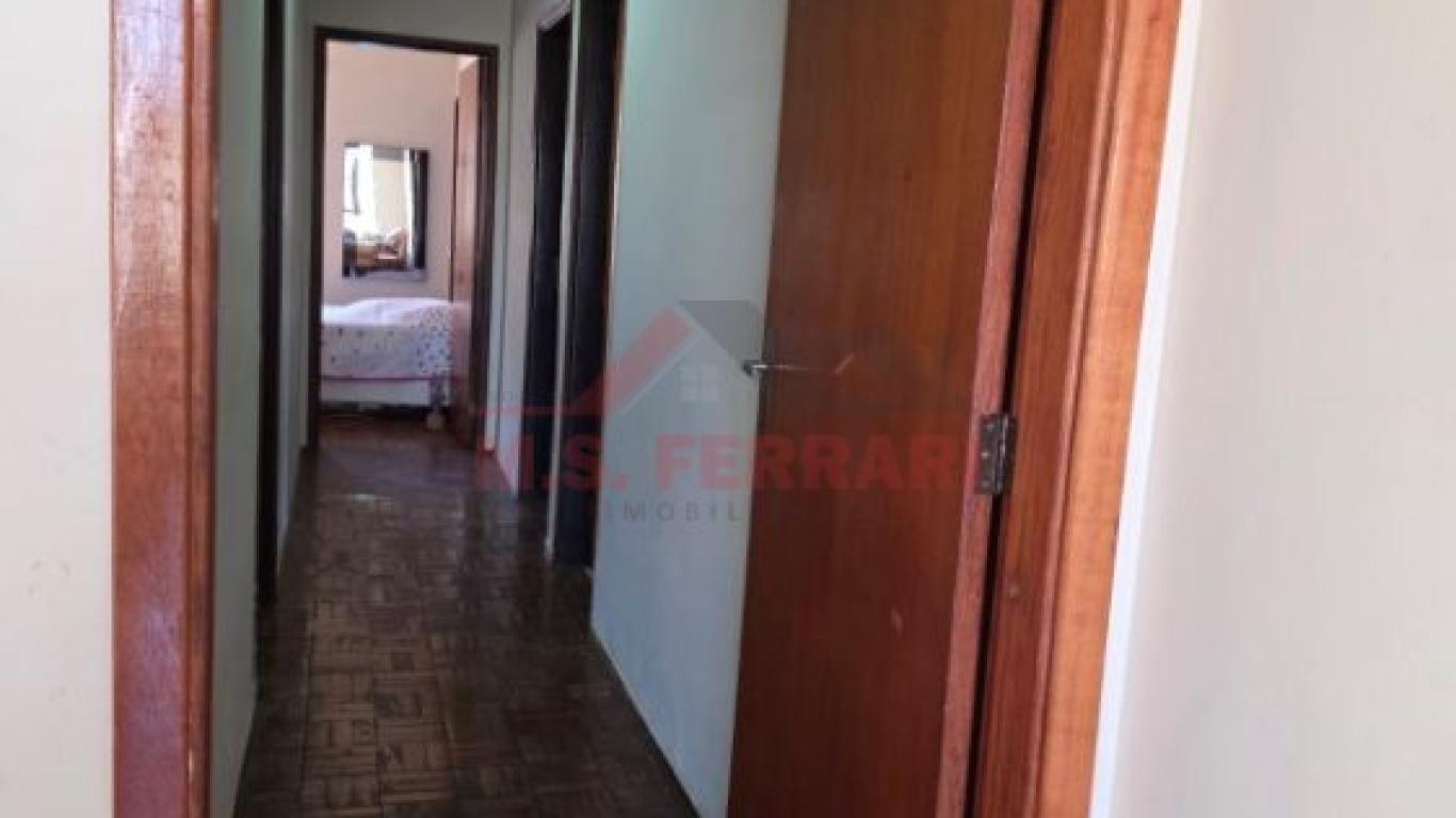 CASA NA Vila Ribeiro em Assis