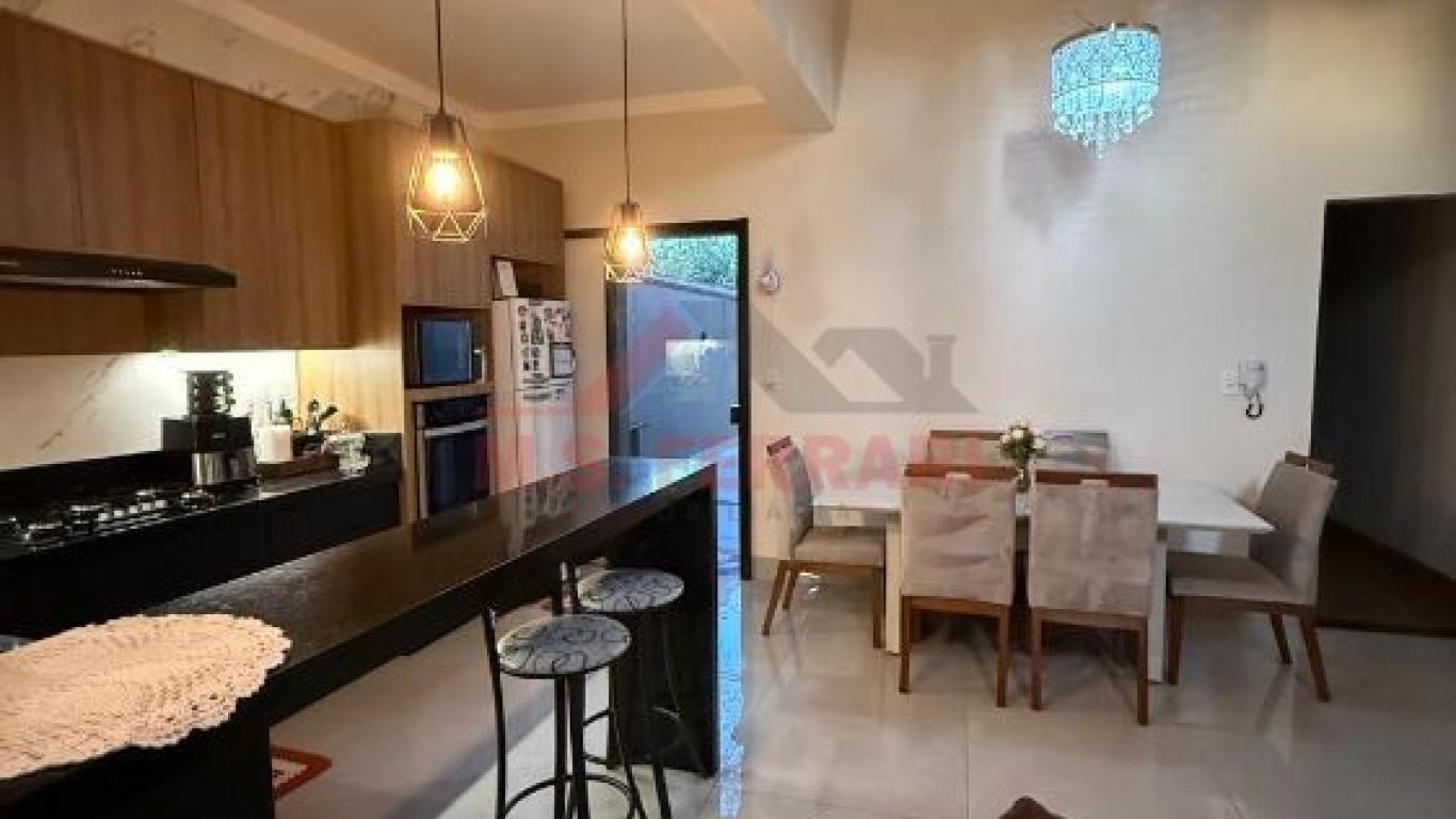CASA NA CENTRO em Assis