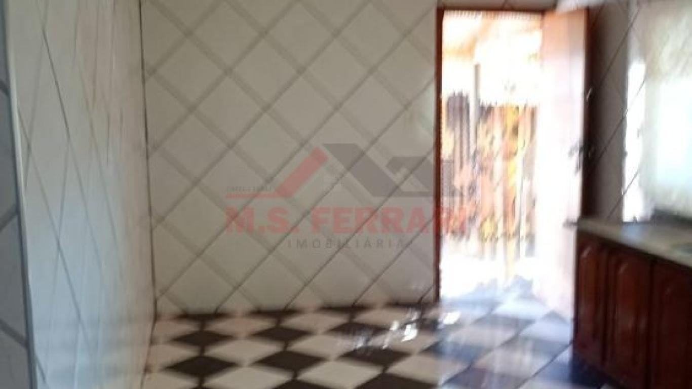 CASA NA Vila Cambuí em Assis
