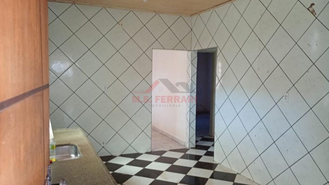 CASA NA Vila Cambuí em Assis