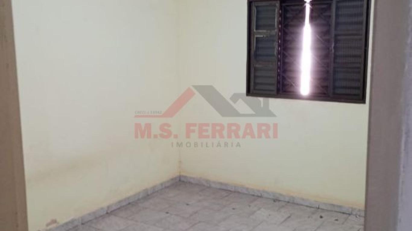 CASA NA Vila Cambuí em Assis