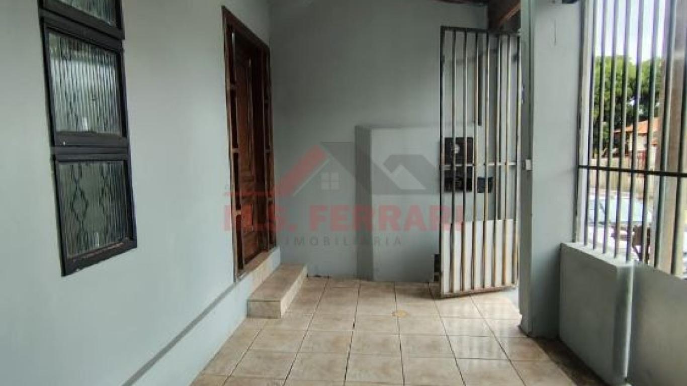 CASA NA Vila Tênis Clube em Assis