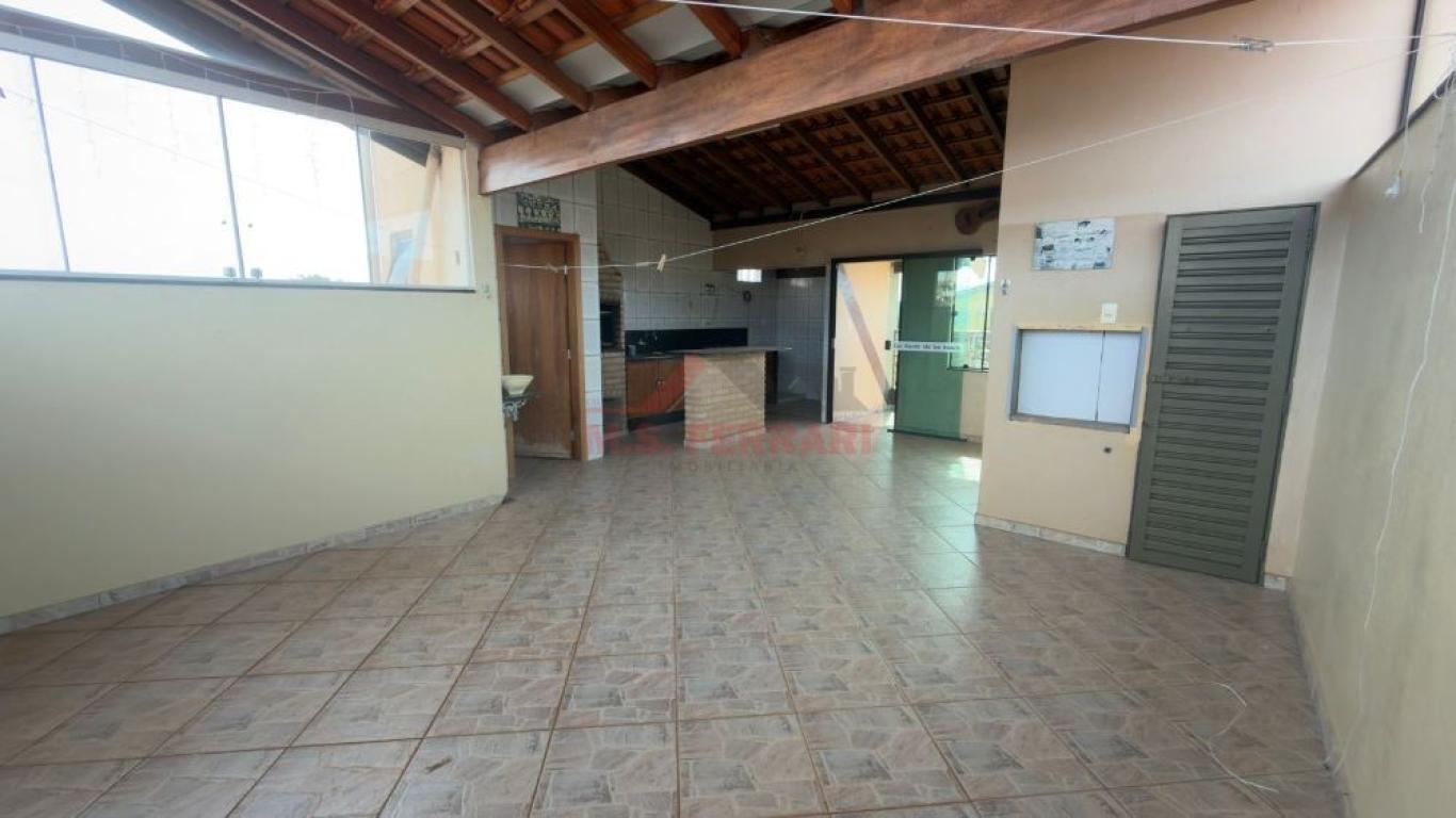 CASA NA Vila Operária em Assis
