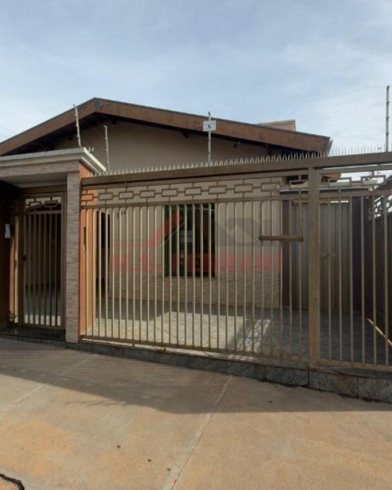 CASA NA Vila Operária em Assis