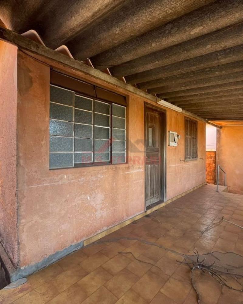 CASA NA Vila Santa Cecília em Assis