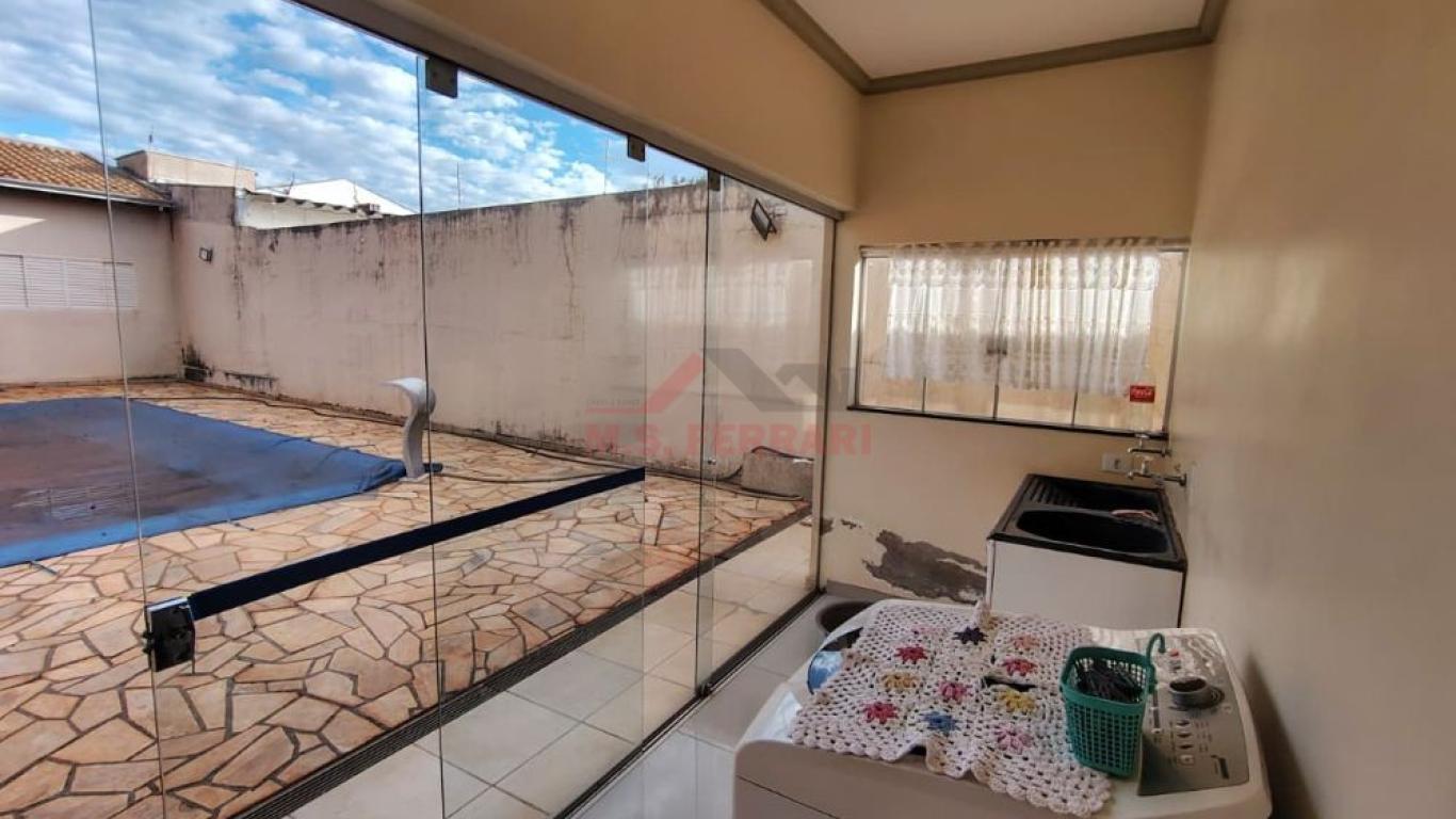 CASA NA Vila Rodrigues em Assis