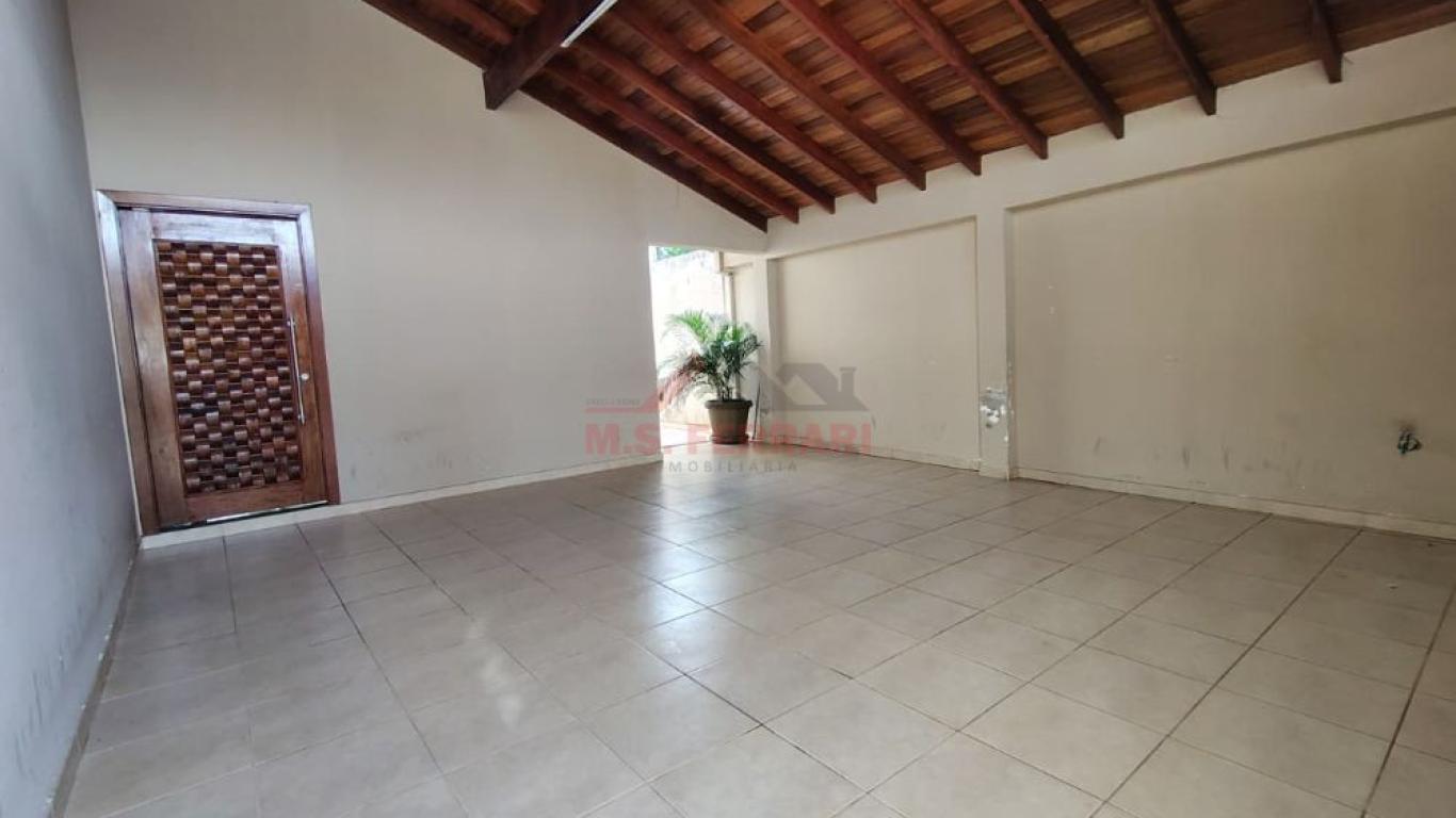 CASA NA Vila Rodrigues em Assis