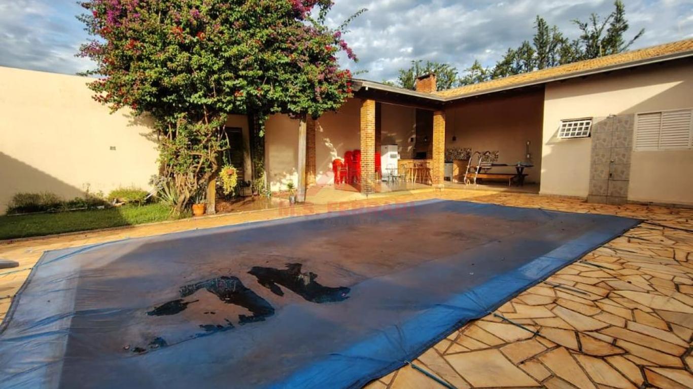 CASA NA Vila Rodrigues em Assis