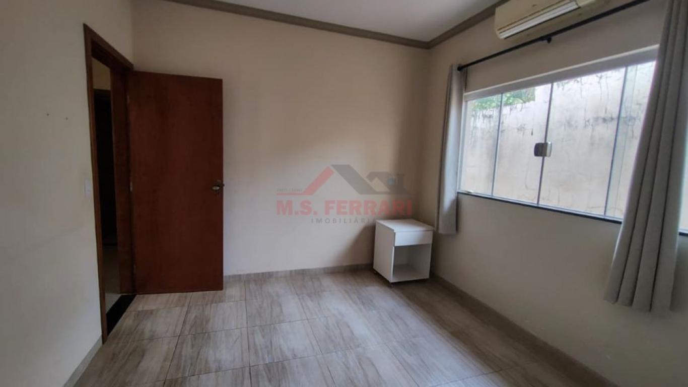 CASA NA Vila Rodrigues em Assis