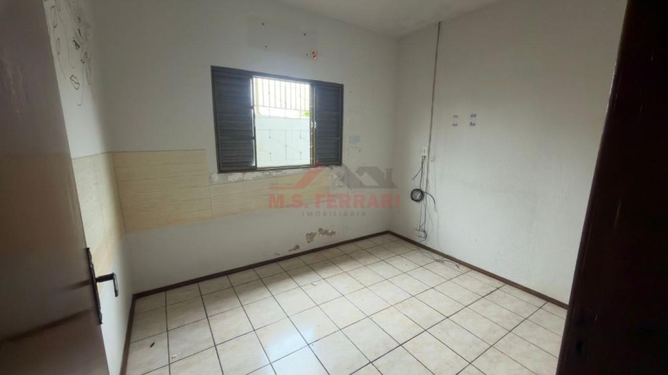 CASA NA Vila Ribeiro em Assis