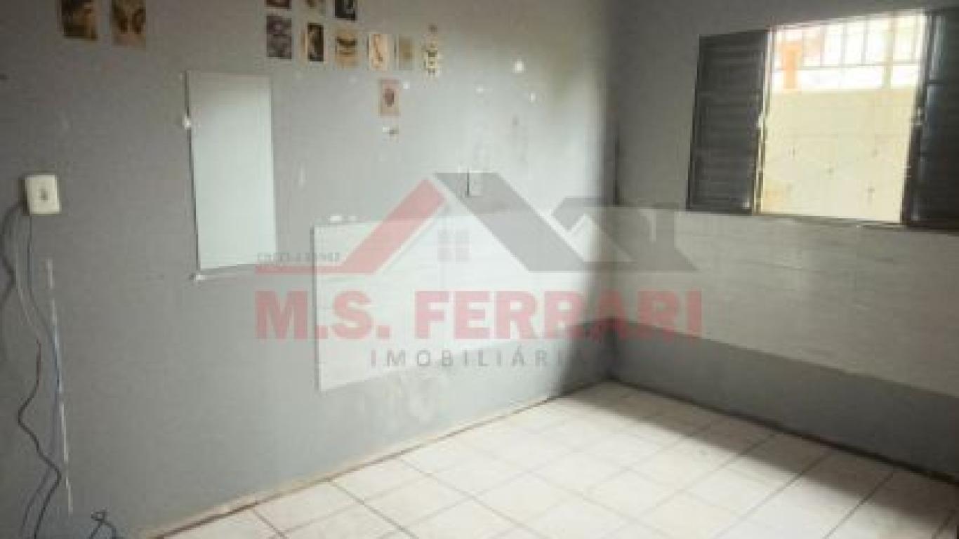 CASA NA Vila Ribeiro em Assis