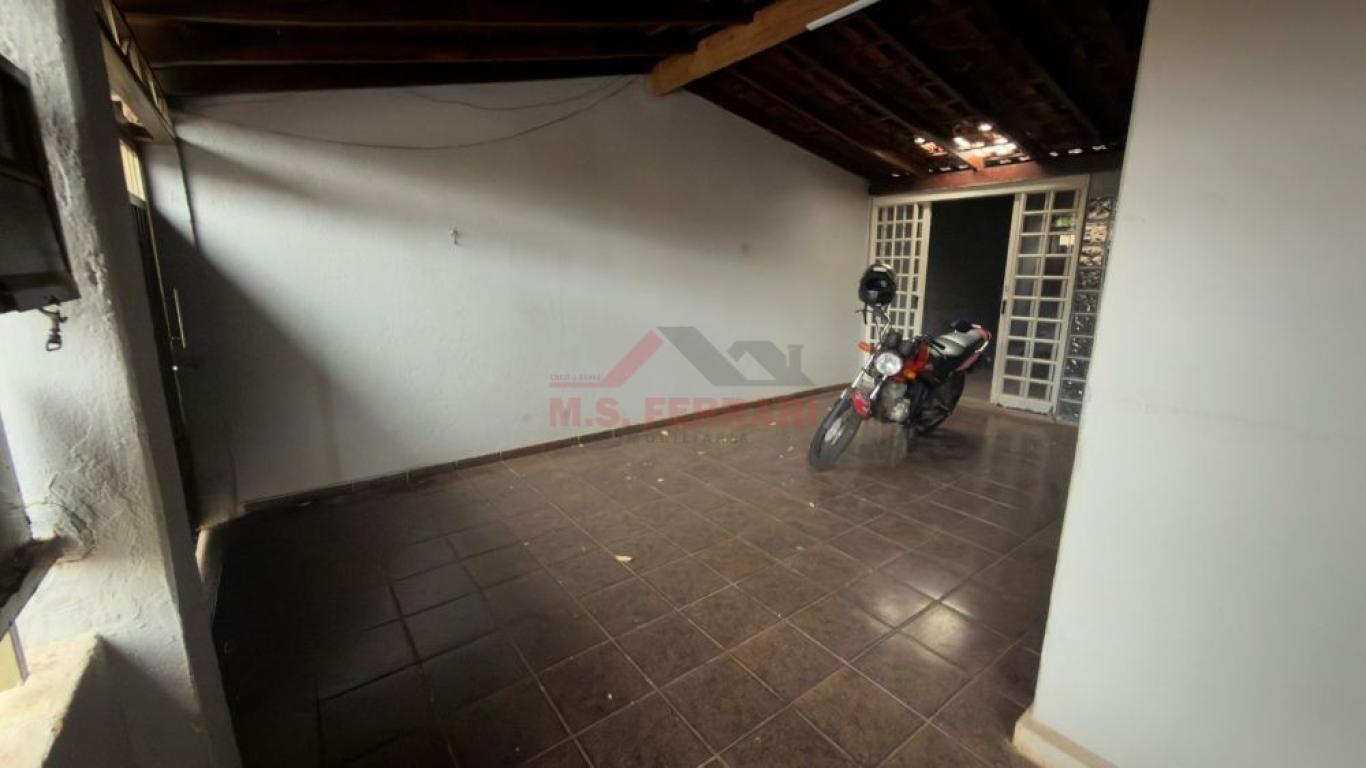 CASA NA Vila Ribeiro em Assis