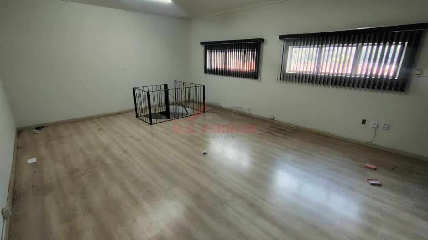 PONTO COMERCIAL NA Vila Central em Assis