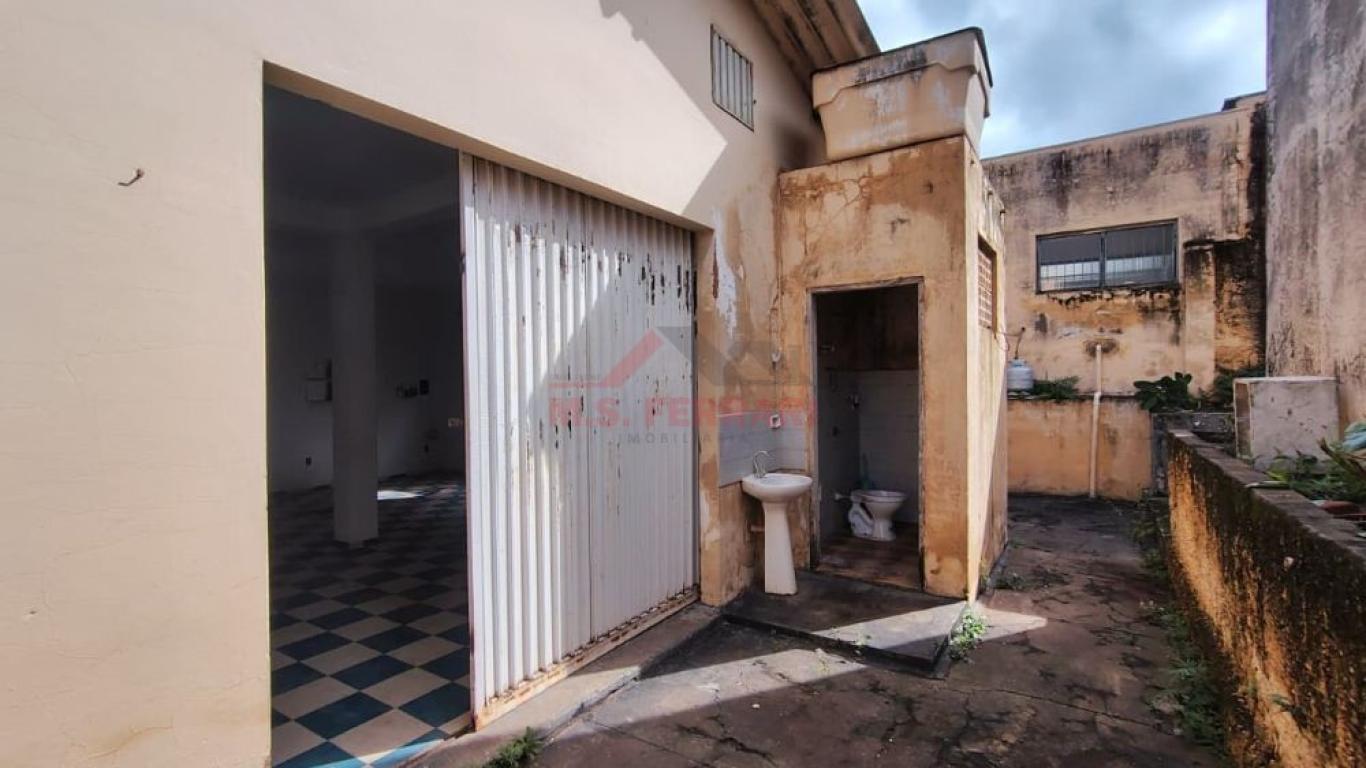 PONTO COMERCIAL NA Vila Central em Assis