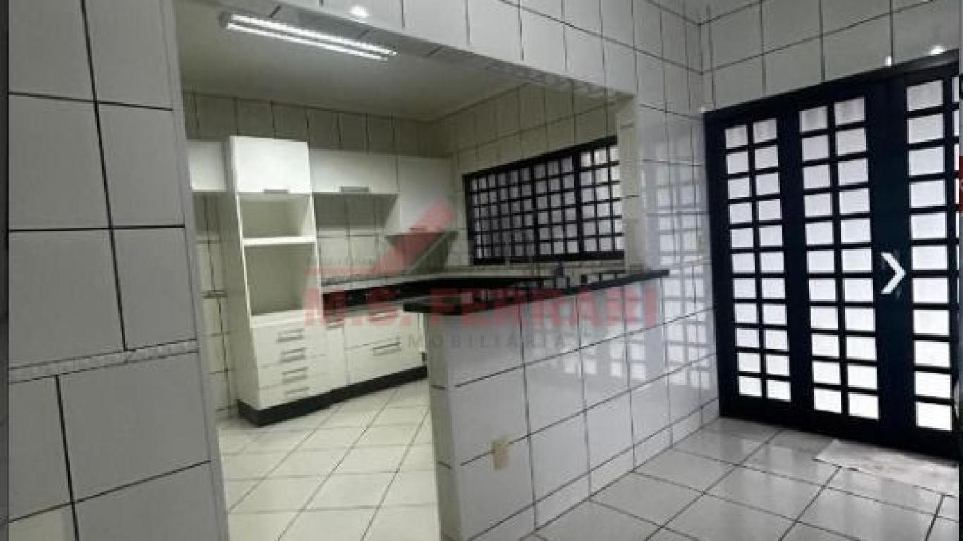 CASA NA Conjunto Habitacional Irmã Catarina em Assis