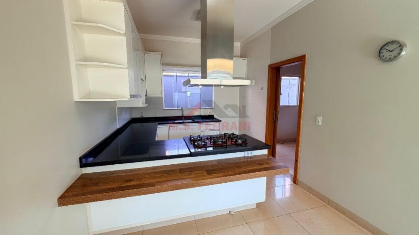 CASA NA D'Ville Residencial em Assis