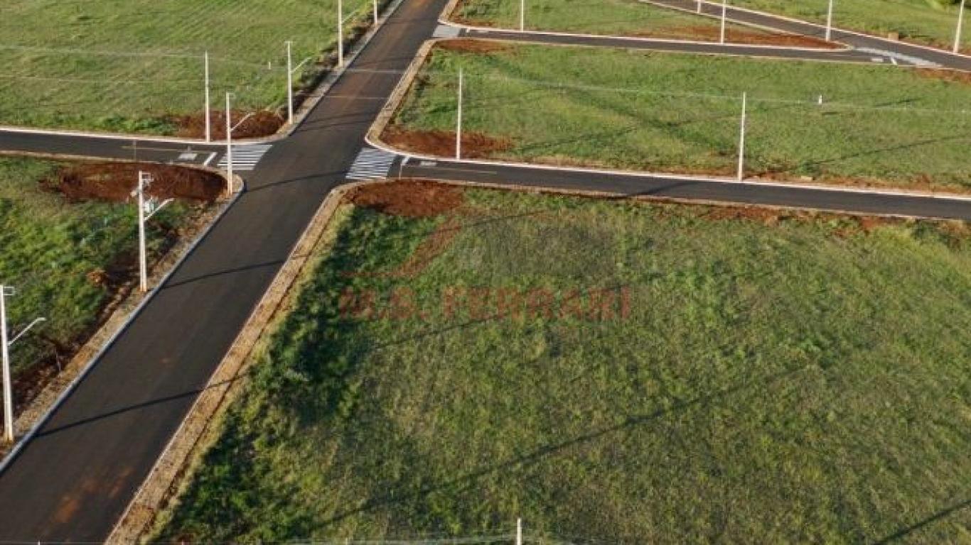 TERRENO NA ESTÂNCIA PUNTA DEL ESTE em SERTANEJA