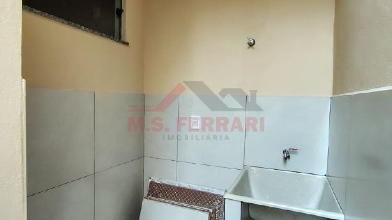 CASA NA Vila Central em Assis