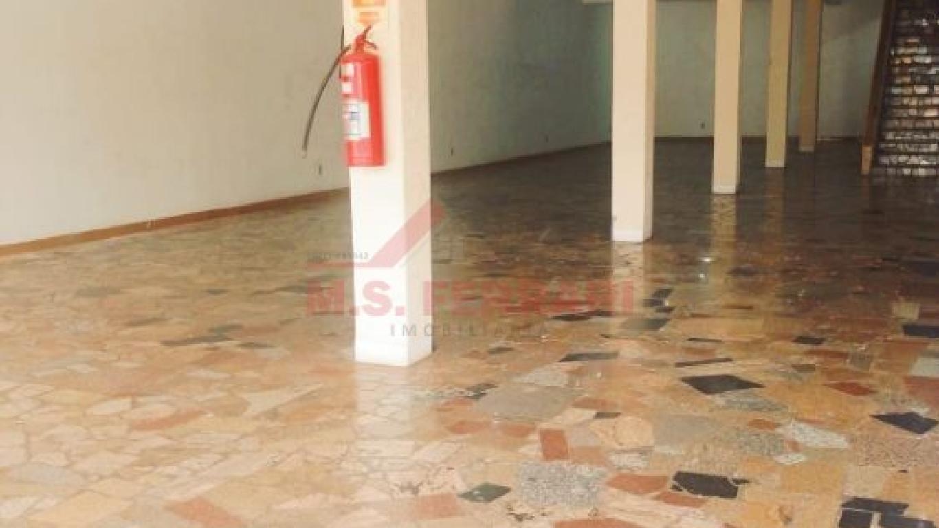 DEPÓSITO/GALPÃO NA Centro em Assis