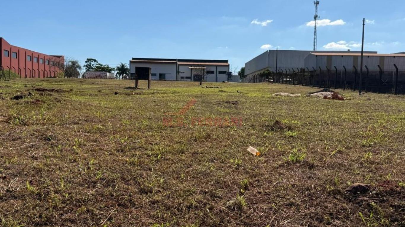 TERRENO NO Centro de Desenvolvimento de Assis em Assis