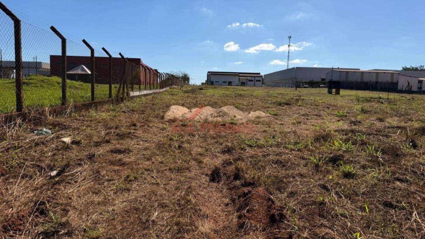 TERRENO NO Centro de Desenvolvimento de Assis em Assis